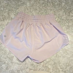 Women’s Size 2 Lululemon Hotty Hot Shorts